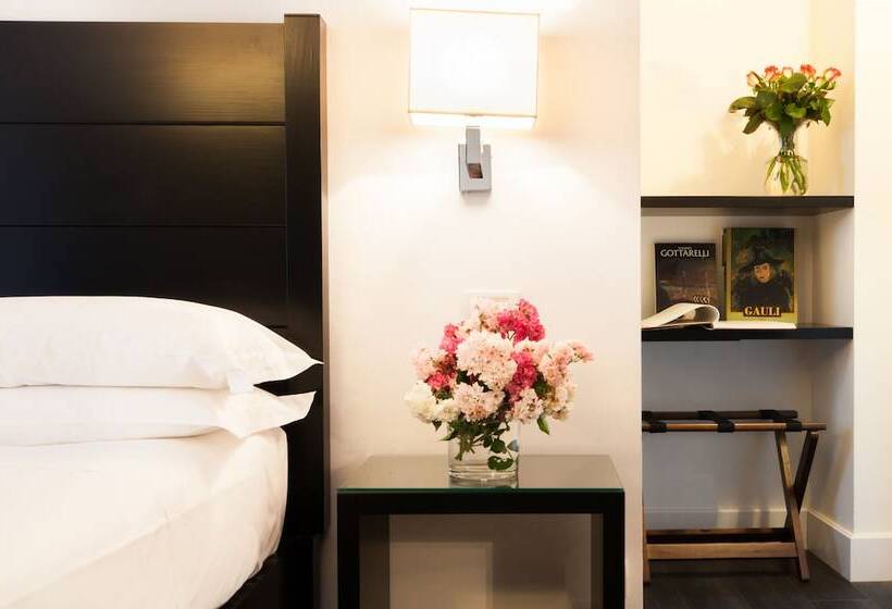 חדר סופריור עם מרפסת, Michelangelo & Day Spa