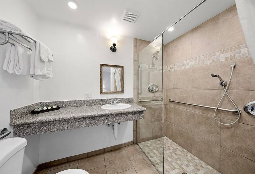 חדר סטנדרט מותאם לאדם עם מוגבלויות, Ocean Beach