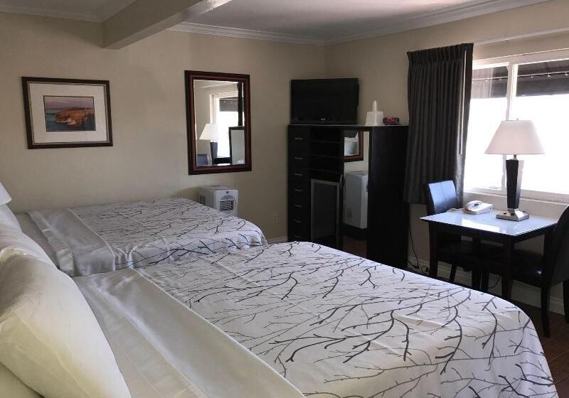 חדר סטנדרט לארבעה, Ocean Beach