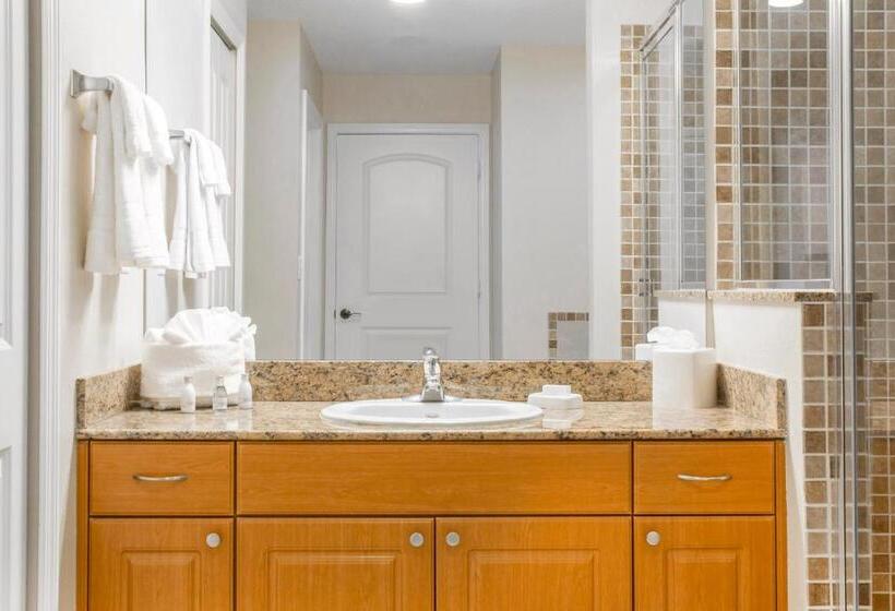 اتاق استاندارد, The Point Hotel & Suites Universal