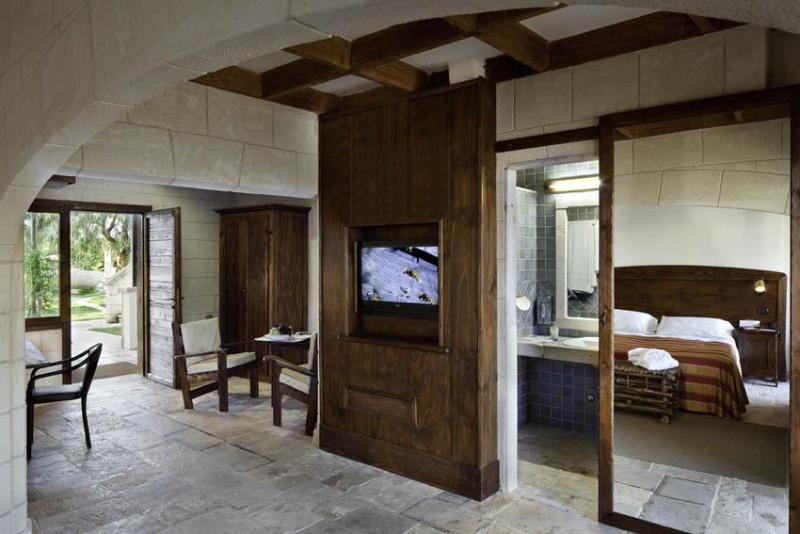 סוויטת ג'וניור, Unahotels Regina Bari