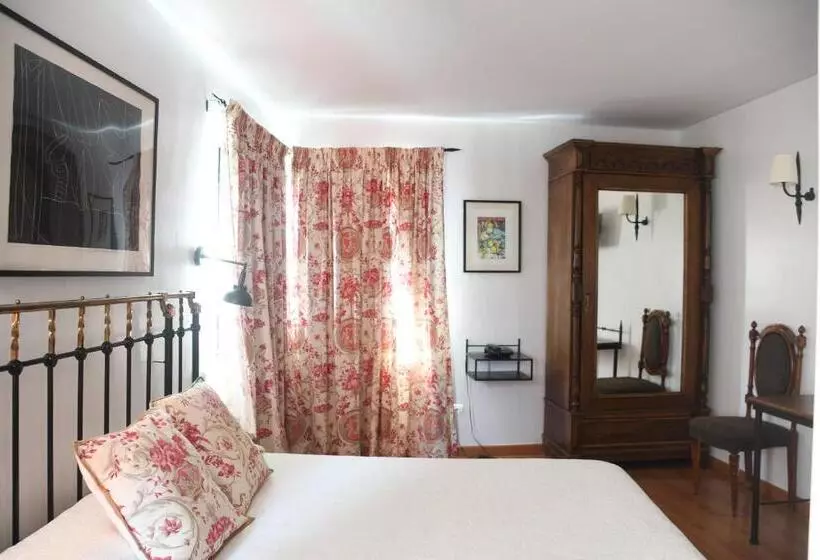 Huoneisto 2 Makuuhuonetta, La Tronera Del Bierzo Restaurante