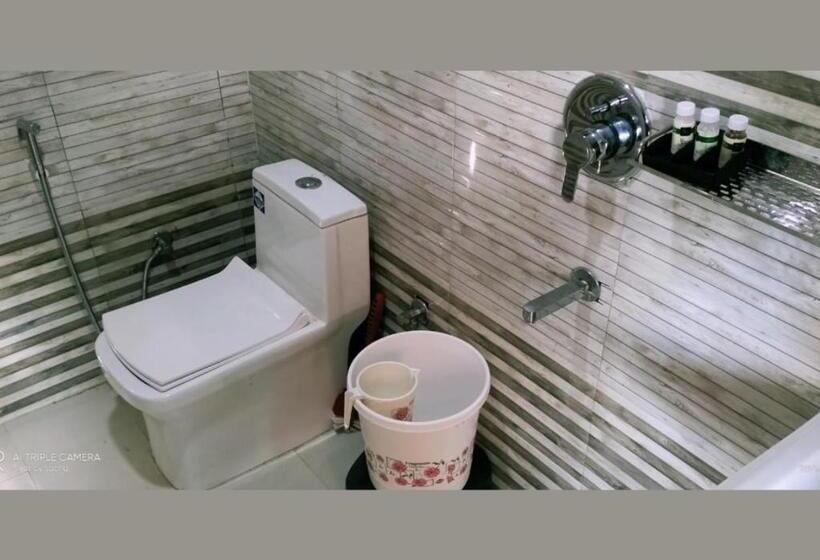 חדר דלוקס, Bamboo Junction Resort   Kanatal, Valley & Mountain View