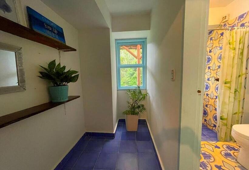 Трехместный Номер Стандарт с Балконом, La Nube Eco