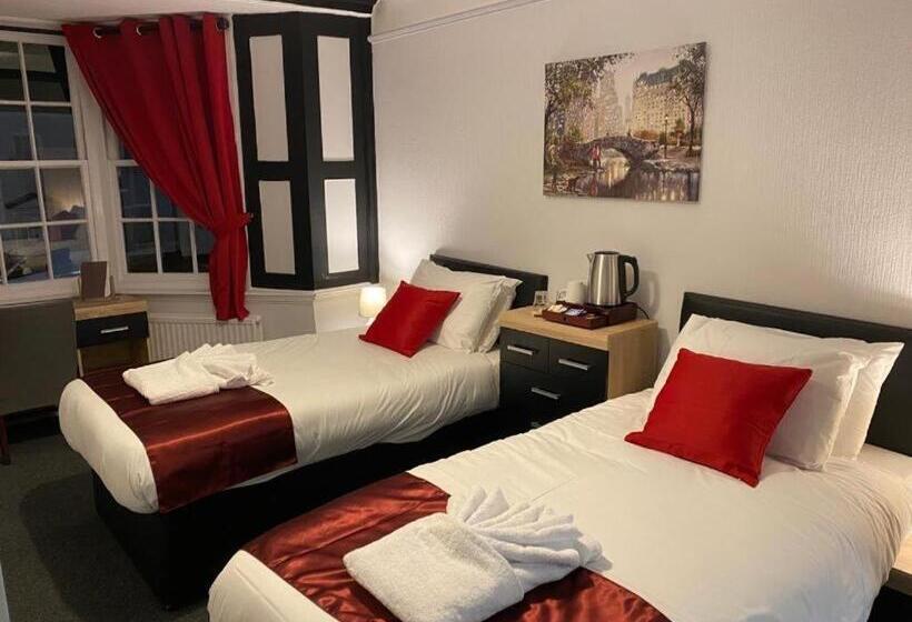 スタンダードシングルルーム, The Bugle