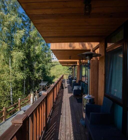 کلبه ییلاقی سوپریور یک خوابه, Ego Hotel буковель