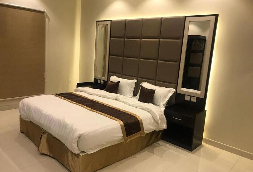 スタンダードスタジオ, Ladera Hotel Tanomah