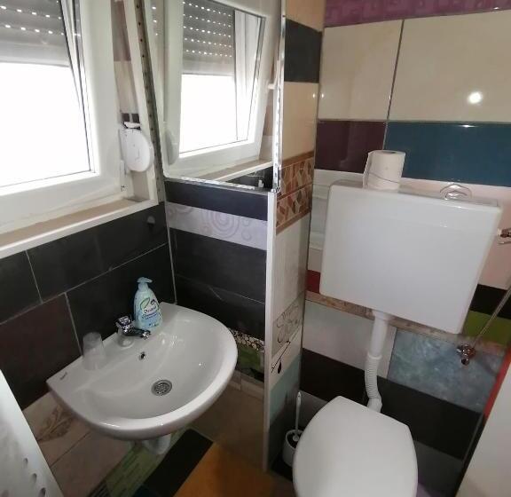 اتاق استاندارد با تختهای تاشو, Rooms Vila Medena