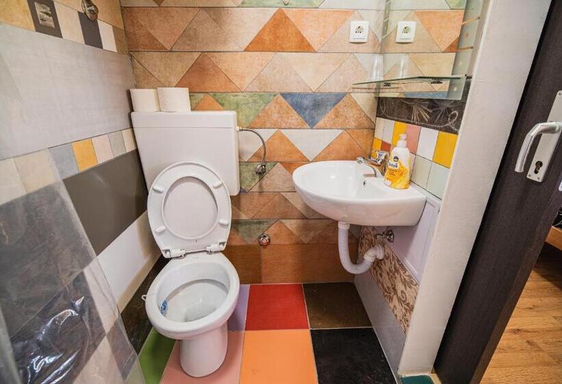 اتاق خانوادگی, Rooms Vila Medena