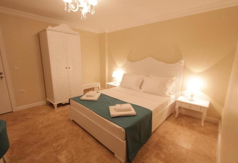 Номер Стандарт Вид на Сад, Alaçatı çınar Boutique