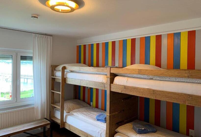 Quarto Quádruplo Standard, Gästehaus Am See