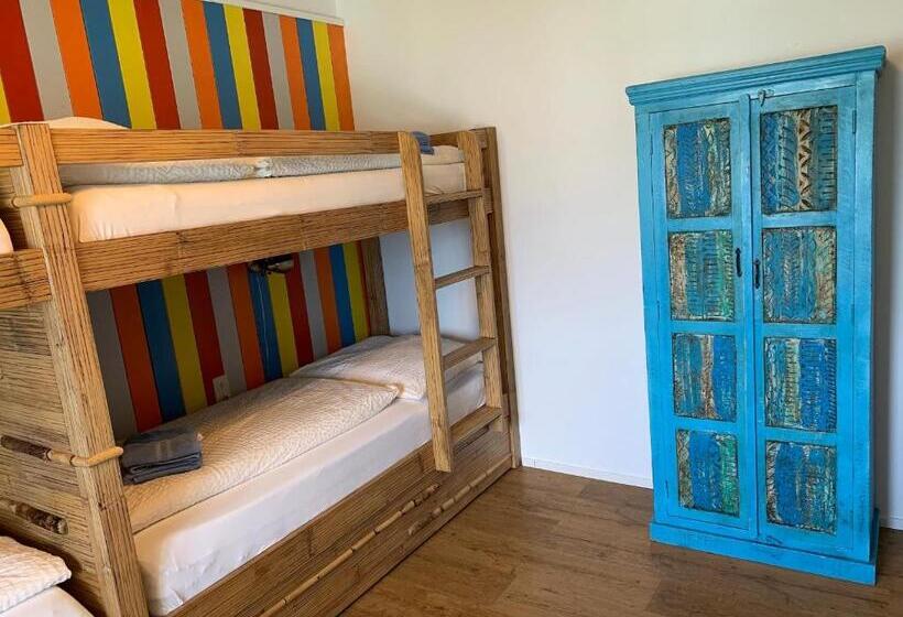 Quarto Quádruplo Standard, Gästehaus Am See