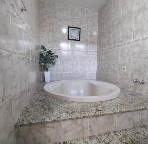 اتاق استاندارد با بالکن, Pousada Flor D' Açucena