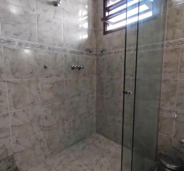 اتاق استاندارد با بالکن, Pousada Flor D' Açucena