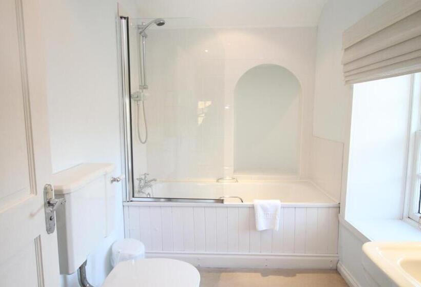 Camera Familiare, The Colonsay