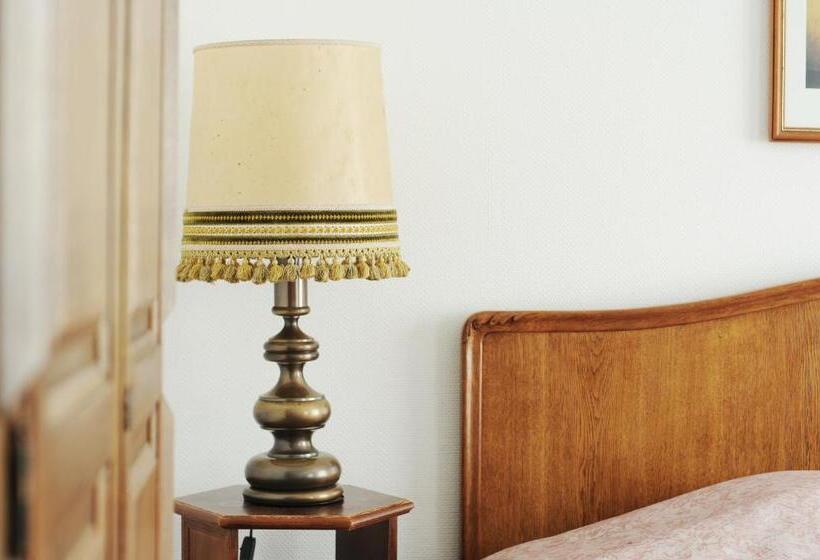 Camera Superiore, Amicus