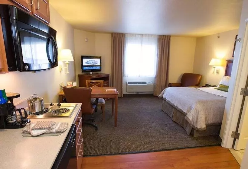 استودیوی استاندارد, Candlewood Suites Joplin, An Ihg