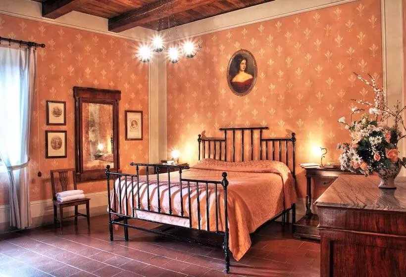 اتاق استاندارد, Castello Di Petroia Dimora D Epoca