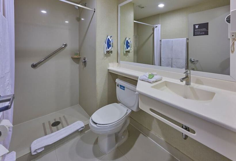 Номер Стандарт 2 Двуспальные Кровати, City Express Plus By Marriott Ciudad De México Reforma El ángel