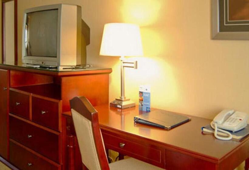 Номер Стандарт, Coast Fraser Inn