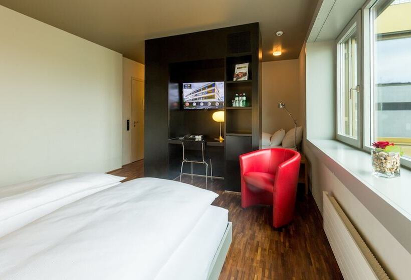 Quarto Familiar, Dasbreitehotel Am Rhein