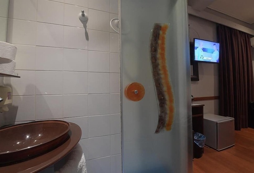 Номер Стандарт Индивидуальный, Ephira