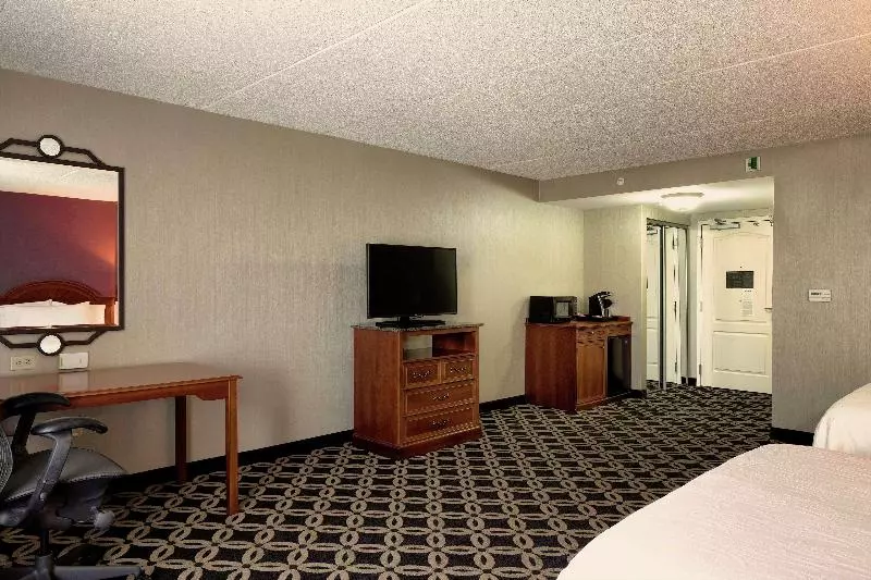 スタンダードルーム, Hilton Garden Inn Auburn Riverwatch