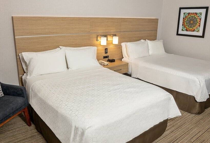 اتاق استاندارد با 2 تخت دوبل, Holiday Inn Express Chihuahua, An Ihg