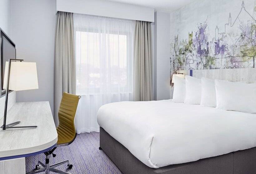 اتاق استاندارد, Leonardo Exeter