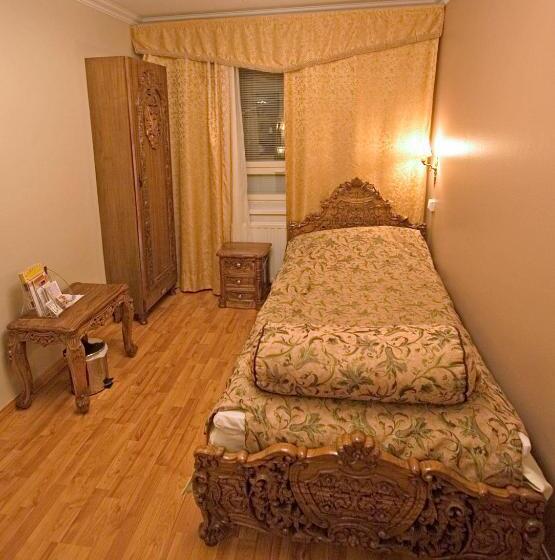 スタンダードシングルルーム, Mango