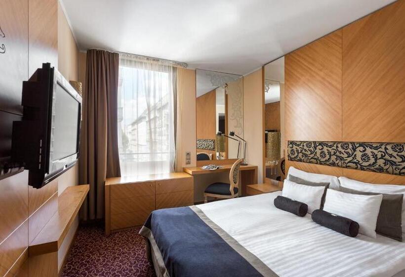 חדר סטנדרט, Marmara Hotel Budapest