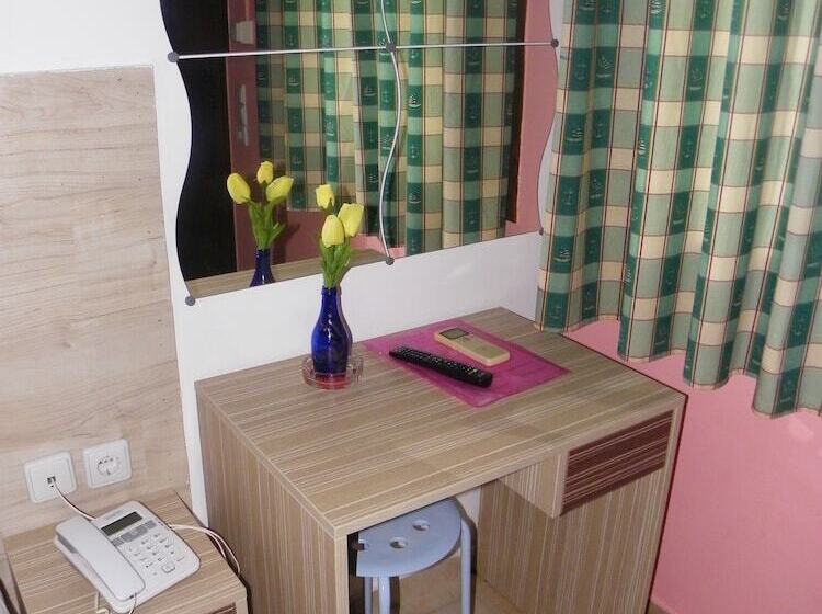 Studio Standard, Mirabelle