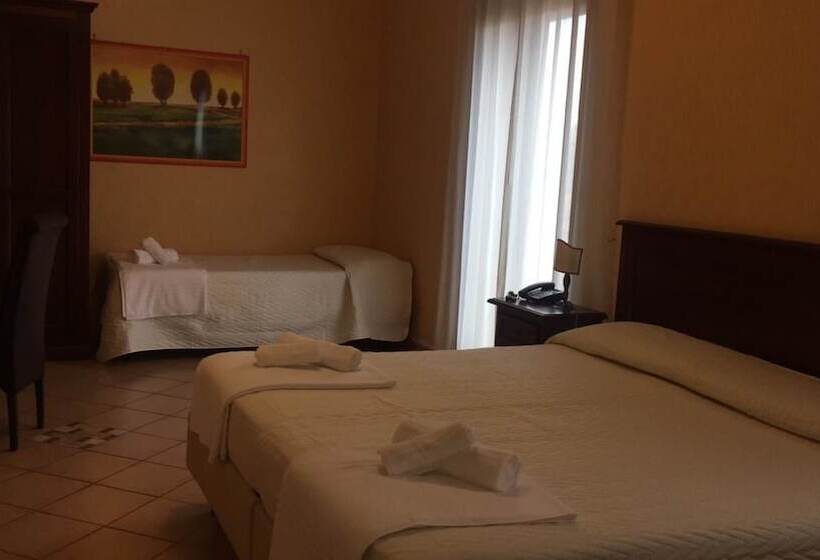 Номер Стандарт Трехместный, Paradiso Delle Madonie