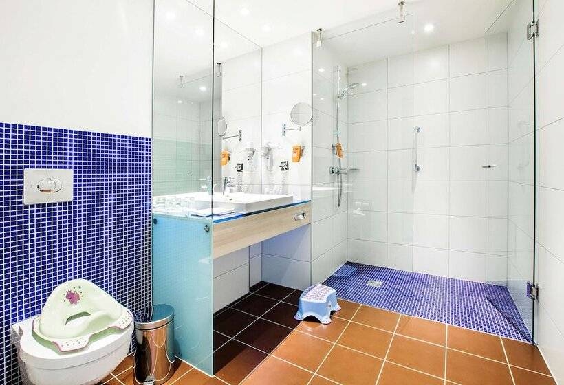 Семейный Номер, Park Inn By Radisson Krakow