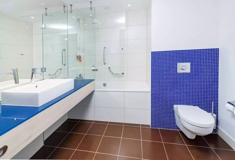 اتاق سوپریور با چشمانداز, Park Inn By Radisson Krakow