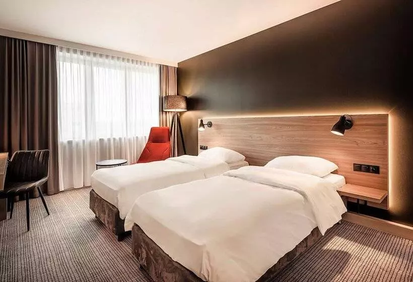 اتاق سوپریور با چشمانداز, Park Inn By Radisson Krakow