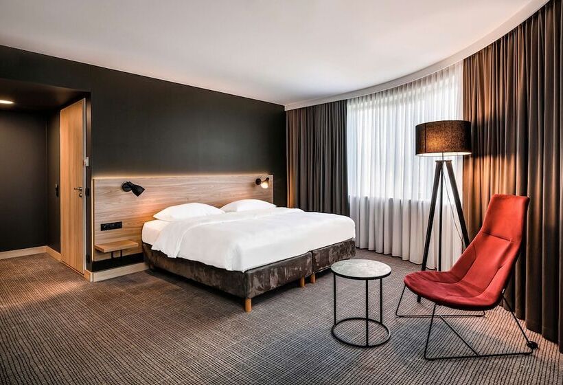 景色の見えるスーペリアルーム, Park Inn By Radisson Krakow