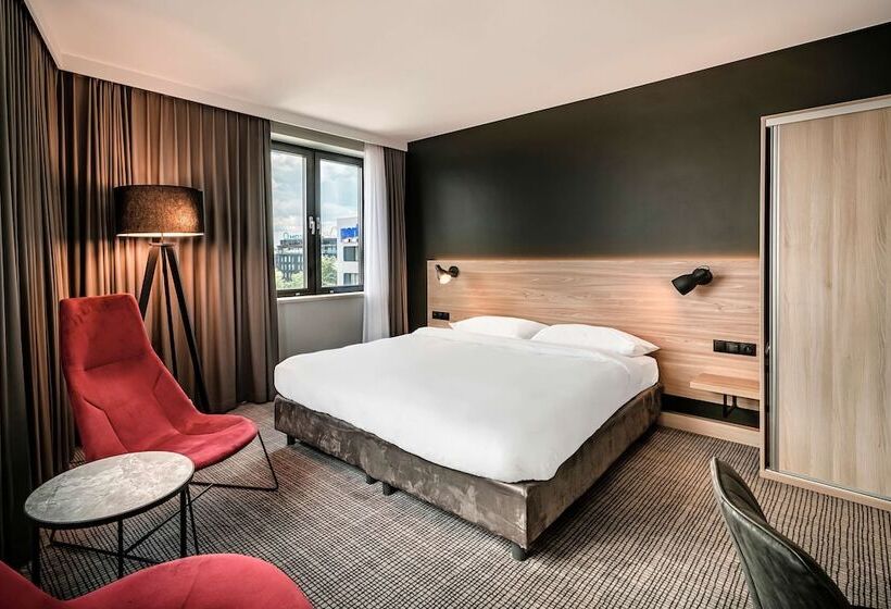 Номер Superior с Видом, Park Inn By Radisson Krakow