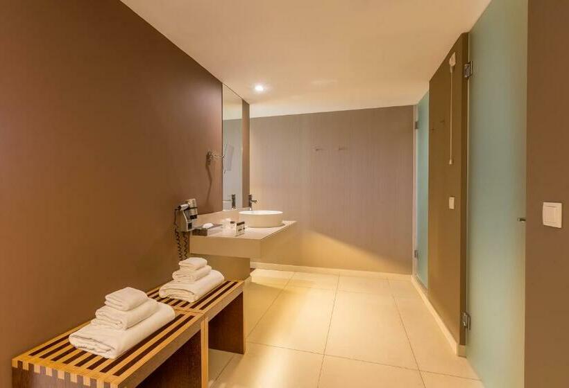 Номер Стандарт Вид на Бассейн, Kimpton Atlantico Algarve, An Ihg