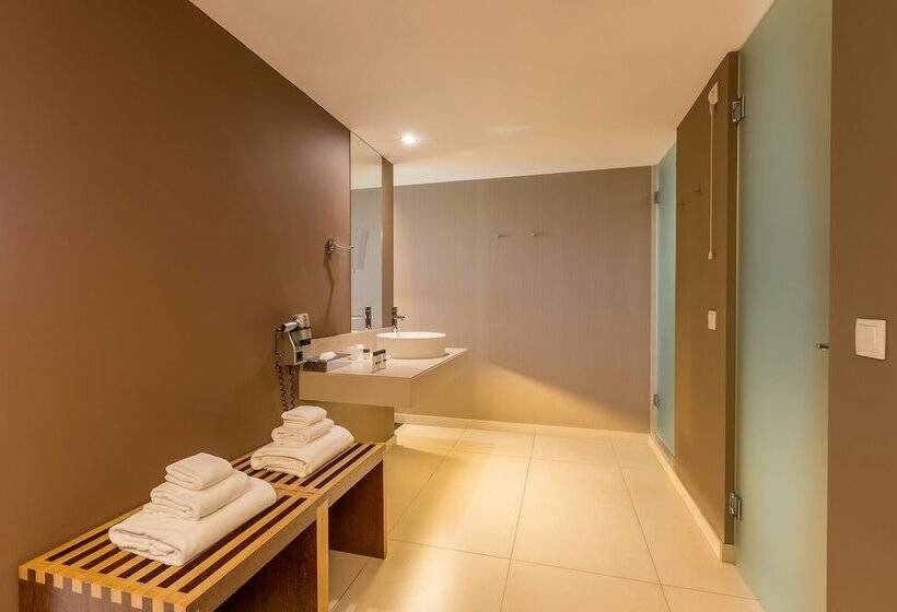 Номер Стандарт Вид на Бассейн, Kimpton Atlantico Algarve, An Ihg