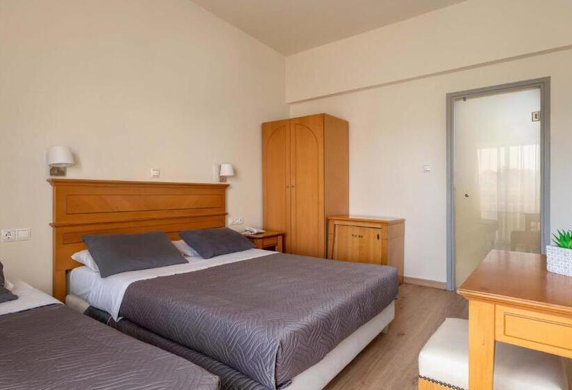 标准三人间, City Plus Rhodes