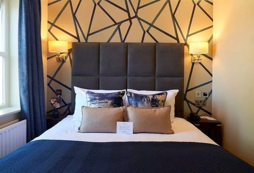 スタンダードルーム, Mandolay Hotel Guildford