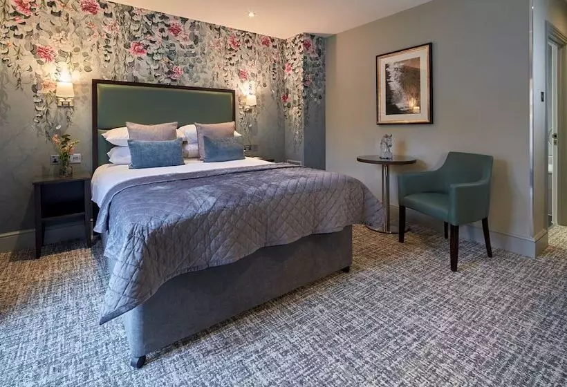 エクゼクティブルーム, Mandolay Hotel Guildford
