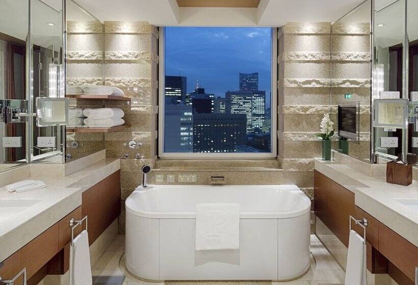 جناح ديلوكس, The Peninsula Tokyo