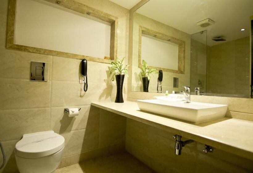 اتاق اجرایی, The Prime Balaji Deluxe At New Delhi Railway Station   Free Airport Pickup