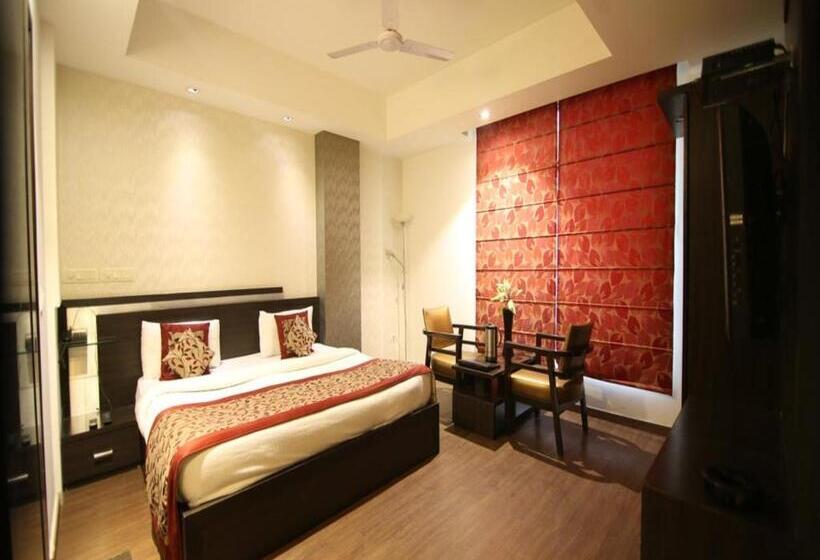 اتاق اجرایی, The Prime Balaji Deluxe At New Delhi Railway Station   Free Airport Pickup