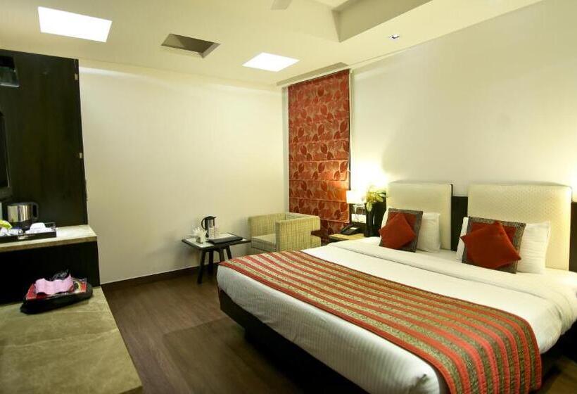 اتاق اجرایی, The Prime Balaji Deluxe At New Delhi Railway Station   Free Airport Pickup