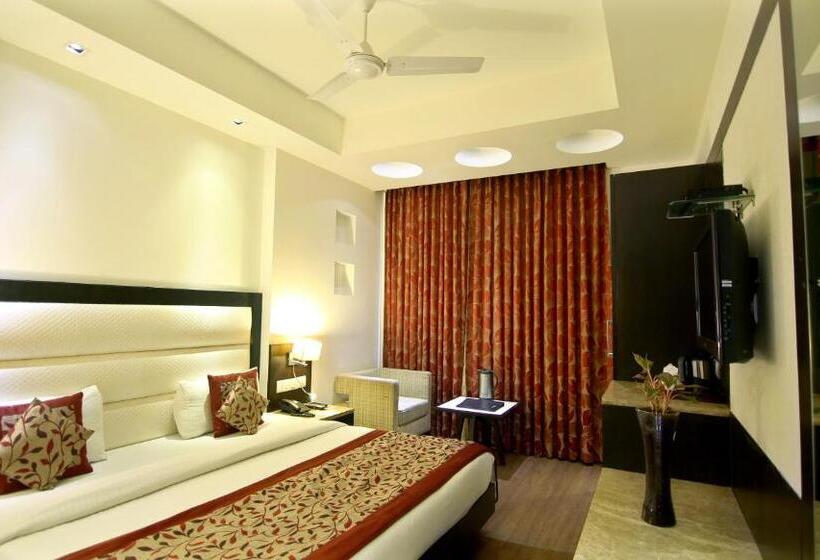 デラックスルーム, The Prime Balaji Deluxe At New Delhi Railway Station   Free Airport Pickup