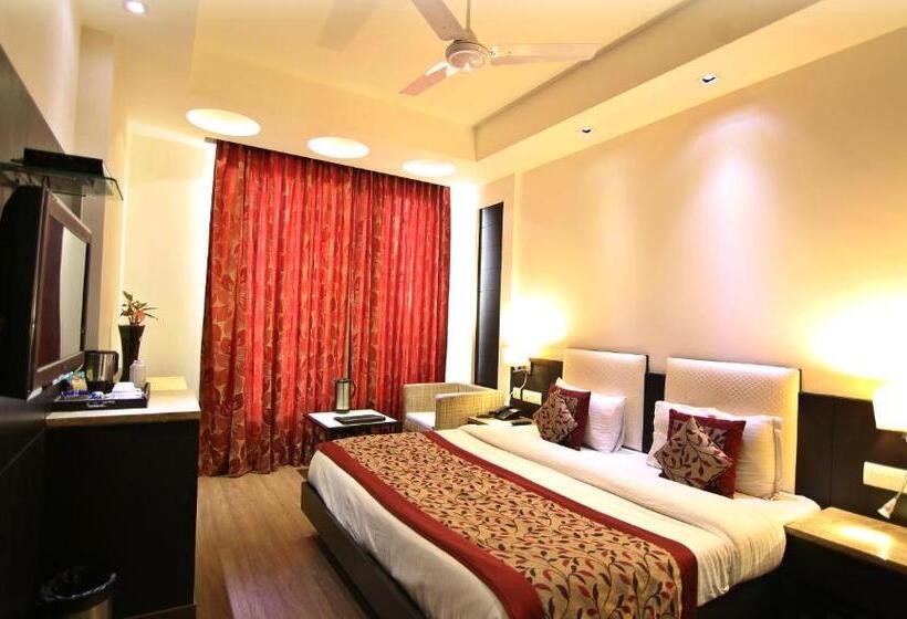 اتاق لوکس, The Prime Balaji Deluxe At New Delhi Railway Station   Free Airport Pickup