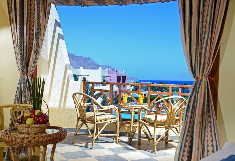 اتاق استاندارد با چشمانداز دریا, Tropitel Dahab Oasis